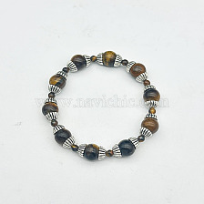 Fashionable minimalist natural agate white pine bracelet gemstone bead wristband.